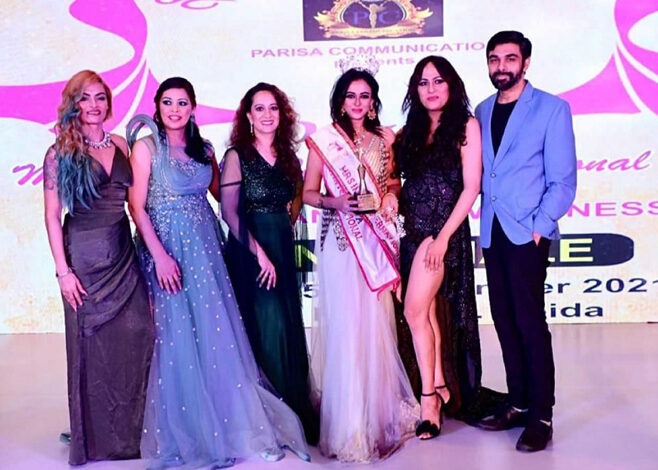 Student of Vah Vah! Pouja Roy Wins Mrs India Contest